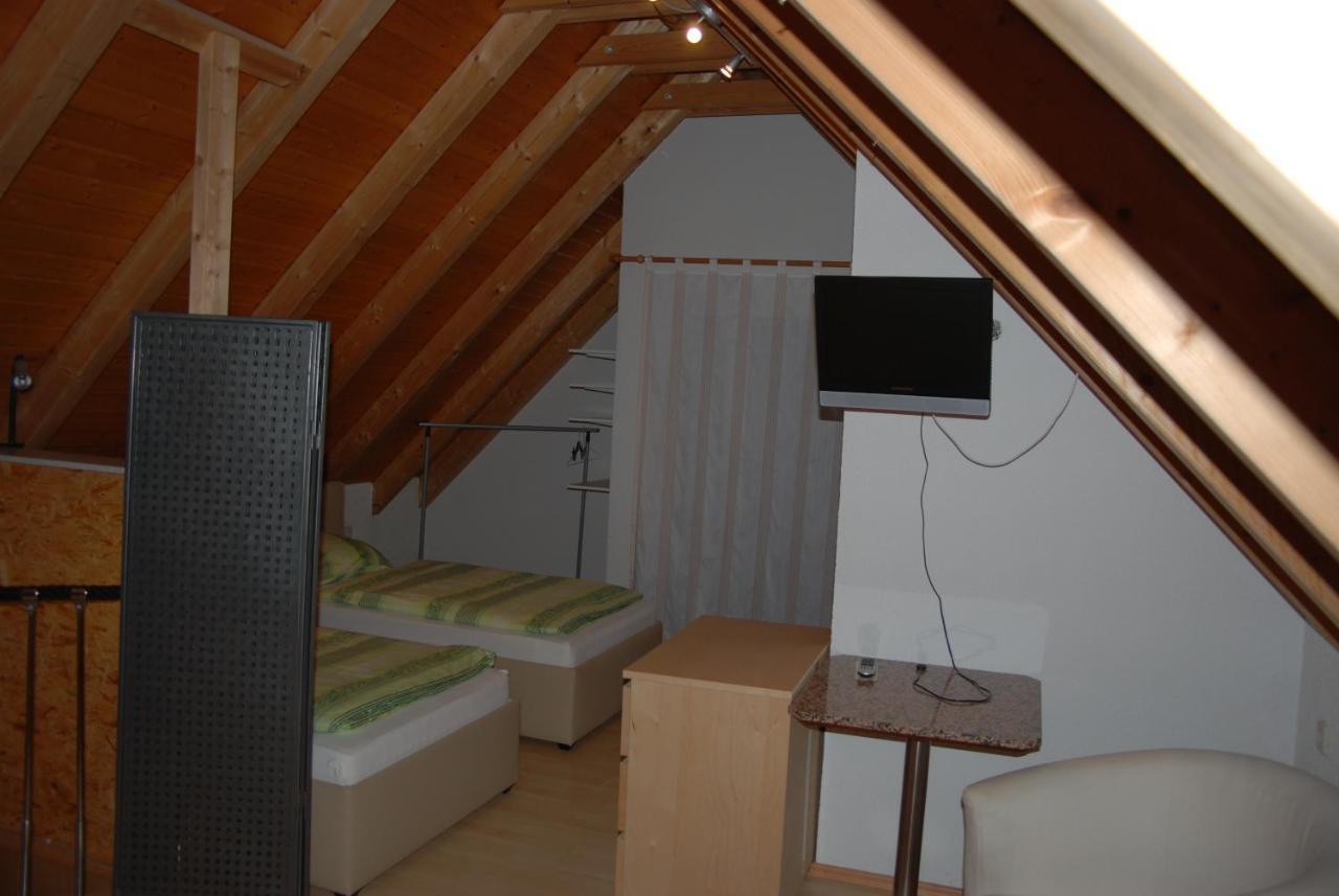 Ferienwohnungen Schaefer Obersulm Buitenkant foto